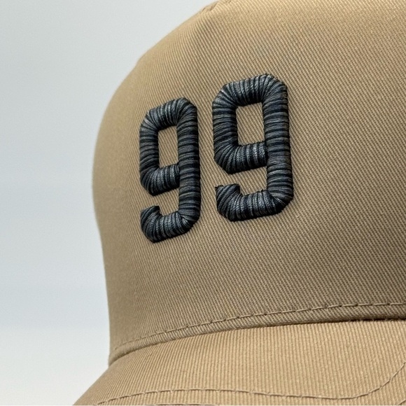 The Great One – Stick Tape Edition - Picture 4 of 5